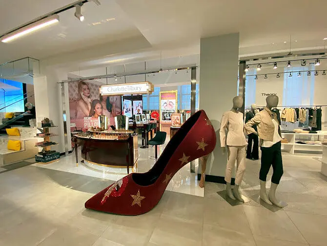 纽约Bloomingdale's - 内部