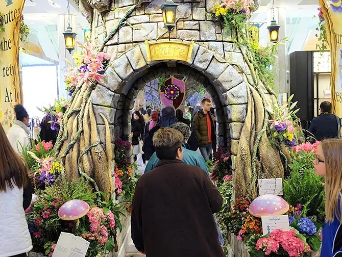 纽约梅西百货 - 花展装饰
