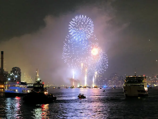 纽约节日游船