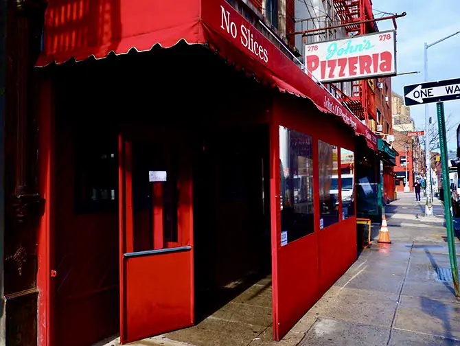 纽约最棒的披萨 - John's Pizzeria
