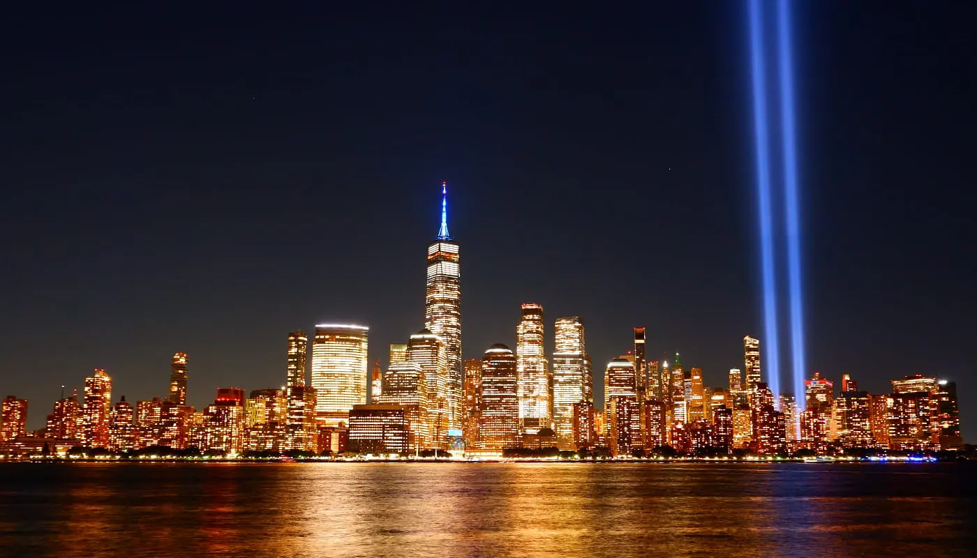 纽约9/11纪念日 - 纪念之光
