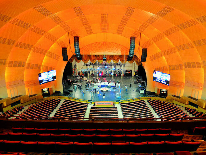 洋楽  live at radio city music hall Amazon.com: Live at Radio City Music Hall [Blu-ray