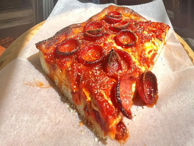 纽约最棒的披萨 - Prince Street Pizza