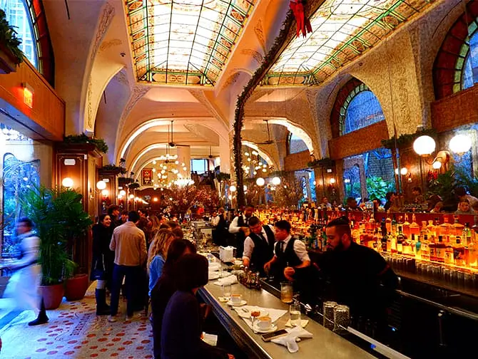 纽约的浪漫餐厅和酒吧 - La Grande Boucherie