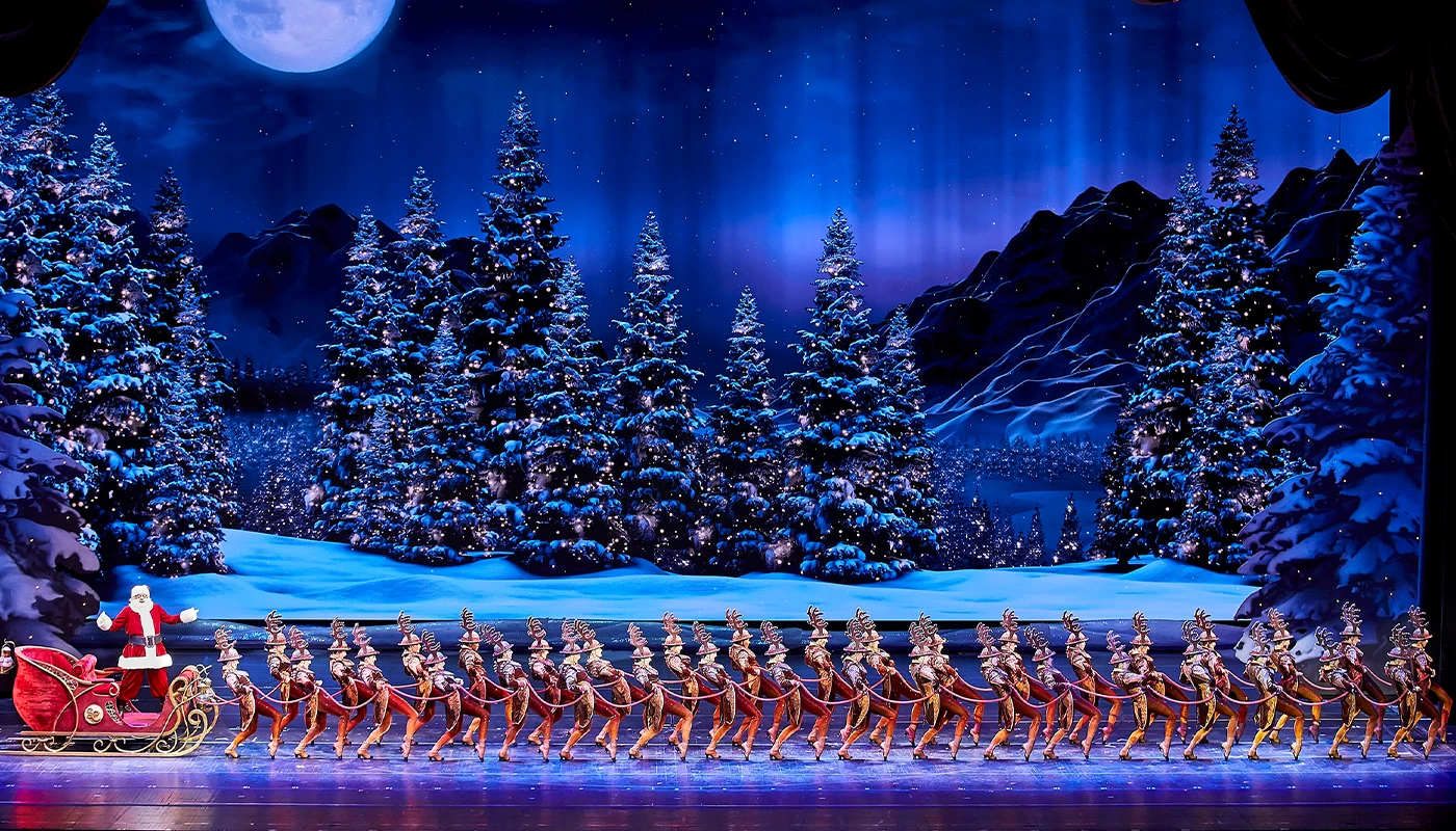 Christmas Time in New York Radio City Christmas Spectacular