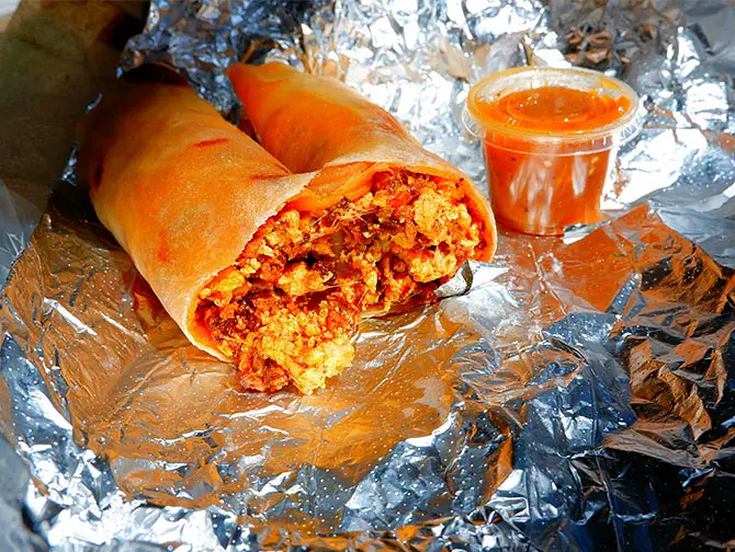 纽约的早餐 - Los Tacos No. 1的早餐卷饼
